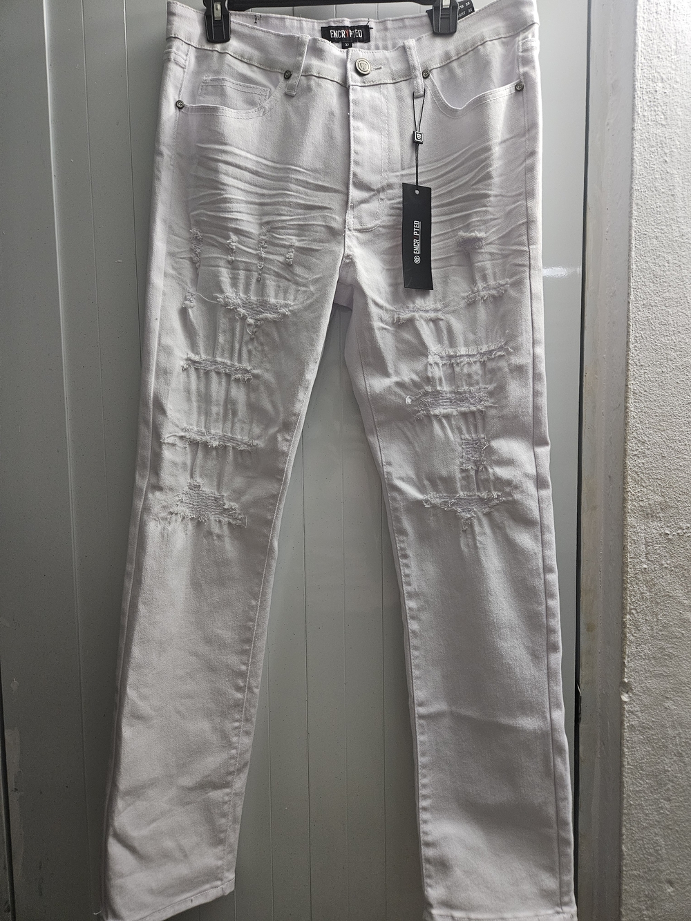 White Distressed Men’s Jeans